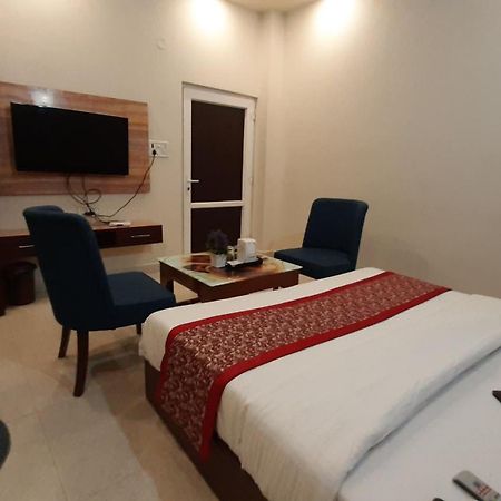 Hotel Ventures Inn Amritsar Zimmer foto