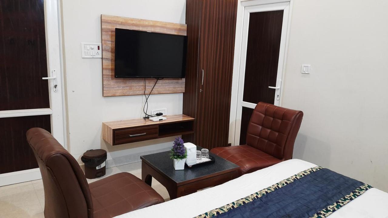 Hotel Ventures Inn Amritsar Exterior foto