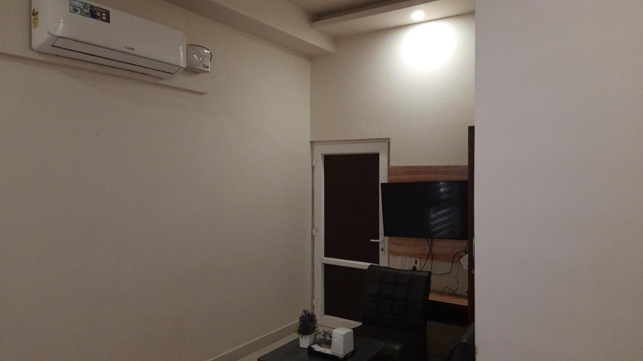 Hotel Ventures Inn Amritsar Zimmer foto
