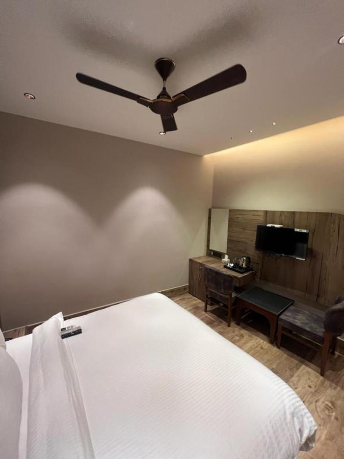 Hotel Ventures Inn Amritsar Exterior foto