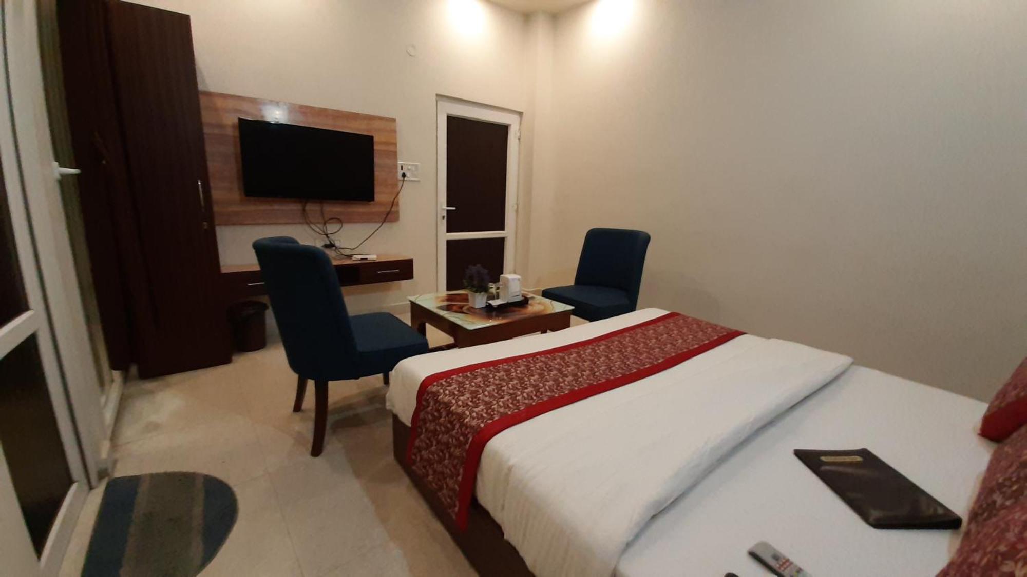 Hotel Ventures Inn Amritsar Zimmer foto
